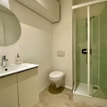 Vieux-nice 2 Pieces Proche *